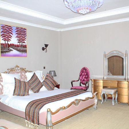 Sherbourne Hotel Kitwe Extérieur photo