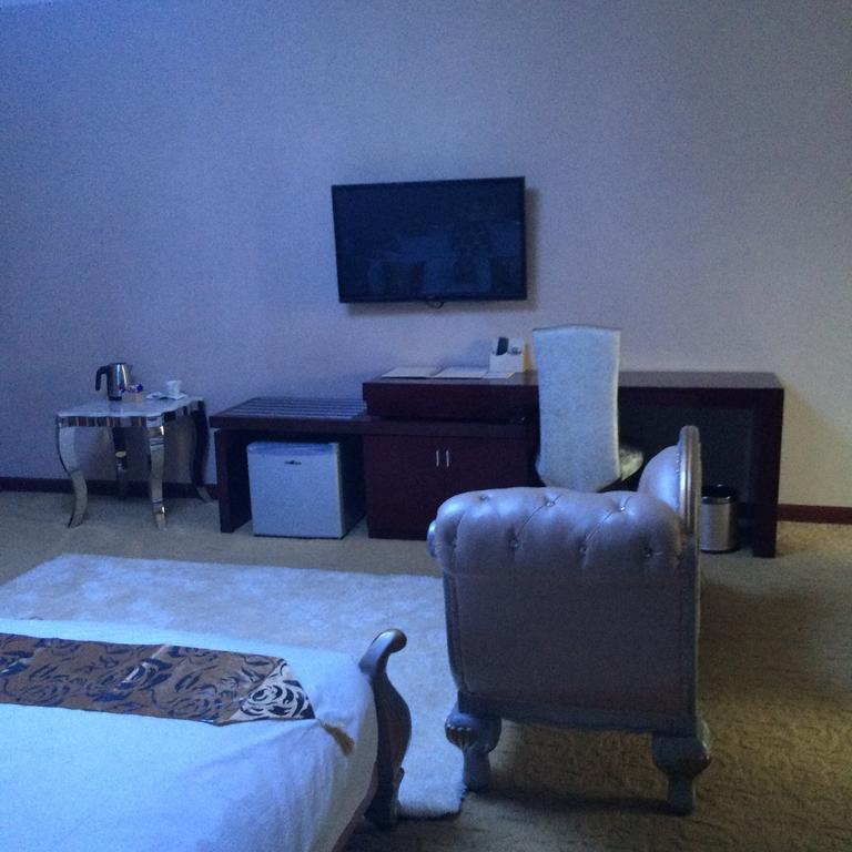 Sherbourne Hotel Kitwe Extérieur photo