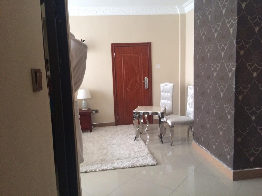Sherbourne Hotel Kitwe Extérieur photo