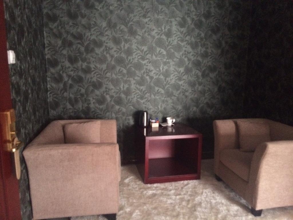 Sherbourne Hotel Kitwe Extérieur photo